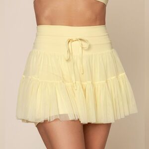 POPFLEX Pirouette Skort Buttercream Yellow | Size Medium | Missing Drawstring